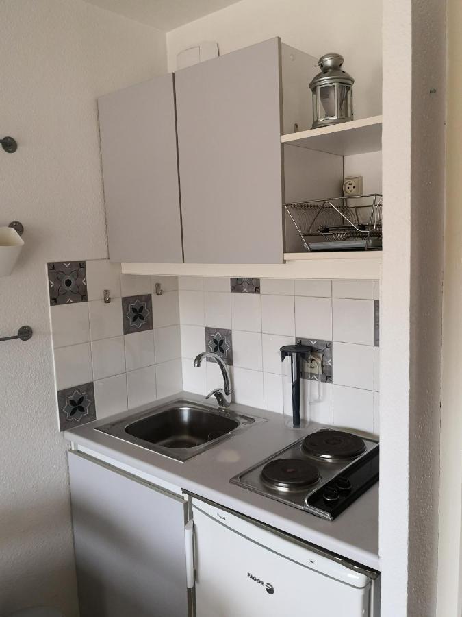 Duplex Hyeres Port Apartment Bagian luar foto